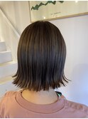 ［-tre-］切りっぱなしボブ×グレーアッシュ