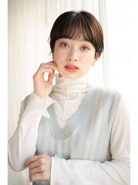 マグノリア オモテサンドウ(MAGNOLiA Omotesando) 前髪で目力アップ！美髪コンパクトカールショート・・・HINATA