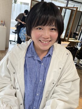 フェリア 池田(FERIA) 丸み小顔ショート(田岡)