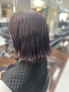 シャンプーボーイエイムス(SHAMPOO BOY aims) 外ハネボブ