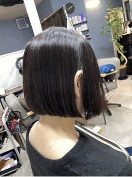 エモ(emo) 前下がりボブ