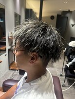 ブル(b.u.l.l.)&nbsp;ツイストパーマ