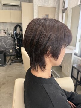 イーラ(E-LA) ショートボブ