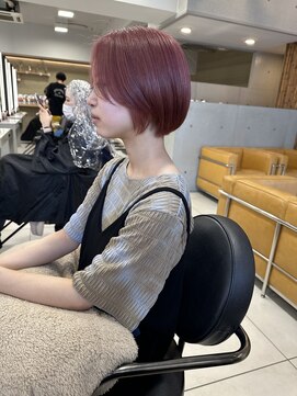 ノブレス ノアール(NOBLESSE NOIR) ショートボブ／ピンクカラー／ボブ／名古屋／栄