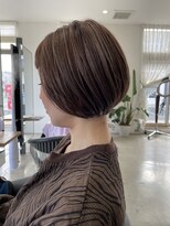 カットアンドトータルビューティ ヴァンキャトル(Cut&Total Beauty VINGT QUATRE)&nbsp;白髪ぼかしハイライト×丸みボブ◎