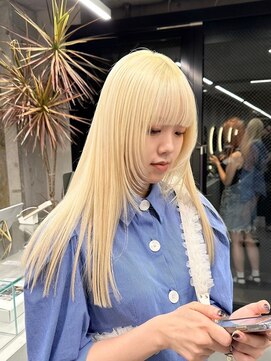 ソル ジングウマエ(SOL JINGUMAE) ハイトーンカラーブリーチペールカラーブロンドシルバーレイヤー