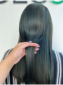 ダークオリーブグレージュ×艶ロング