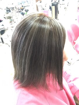 髪こうぼう ハイライト＋ローライトメッシュ