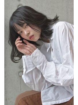 バロンフェム(baLon.fem) 【yu-ma】リラクシーボブ　　ナチュラルアッシュ　S/S 20