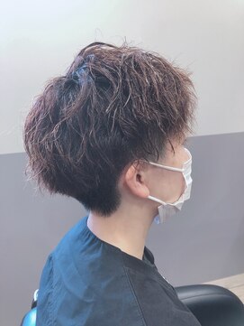 リヴァイヴ(revive) カット+パーマ(スパイラル)