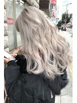 リア 大阪梅田(Ria)&nbsp;～シルバーアッシュ　～【Ria 大阪 梅田】