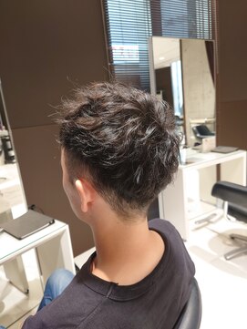 アヴァンスクロス あべのルシアス店(AVANCE. CROSS) ナチュラルフェード×メンズショート