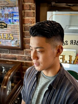 バレス 田町(BALES) スキンフェード慣れパン73