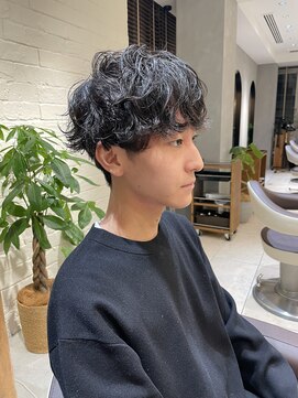 アコーズ ヘア トクシゲ(accord s hair Tokushige) メンズマッシュ/波巻きパーマ