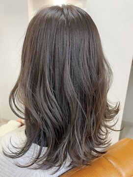 アリアバイエクラート 新宿南口店(ARiA by ECLART) プラチナベージュ[髪質改善][縮毛矯正]