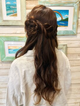 パシャ(Pasha) サイドよせお花ハーフ