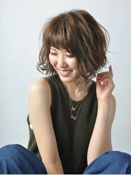 ヘアアート ジュース キャト(Hair art juice quatre)の写真/経験豊富なスタイリストが高い技術×センスであなたの魅力を最大限に引き出します♪毎日のセットも簡単に◎