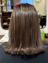 ルイ(ROUIS produced by LUCK 津田沼)&nbsp;ROUIS 津田沼 ハイライト×グレー