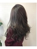 スモーキーグレージュ
