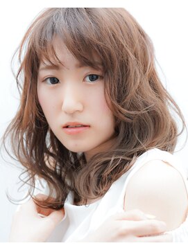 クラウンズヘア ふんわりミディアム