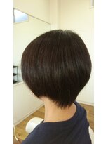 ファシス(FASCIS) 前下がりグラデーションボブ