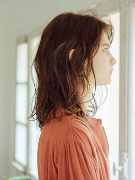 ヘアアンドリラクゼーション シャッセ(Hair&Relaxation SASE) ミディアムウェーブ