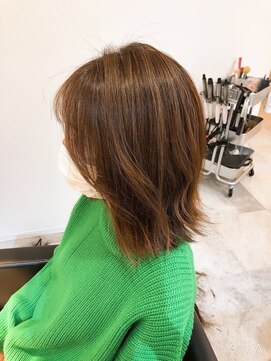 アイディール 心斎橋店(:ideal) 艶感カラー外ハネスタイル 20代30代40代 ミディアム