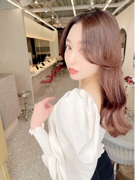 ラルムバイシー 新宿(LARME by Sea) 韓国前髪顔周り×フェミニン【新宿/髪質改善】おくれ毛.小顔ヘア