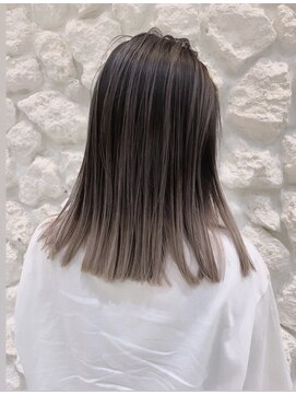 モアナ バイ ヘッドライト大宮店(Moana by HEADLIGHT) Moana【大宮】#バレイヤージュ#デザインカラー#アッシュ