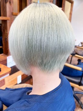 ヘアーレナータ 八王子(HAIR RENATA) 20代30代大人可愛いショートボブ透明感ホワイトブロンド