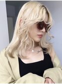 ホワイトベージュカラーダブルカラーグレージュカラーブリーチ