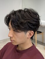 レタッチ バイ フィフス 天神大名(RETOUCH by fifth)&nbsp;天神フェザーショートニュアンスパーマメンズサロンカルマパーマ