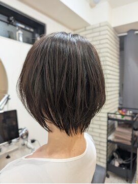 メモリーズ 銀座(Memories) 大人束感ショート