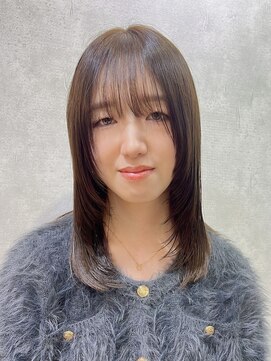 ジェイズグレイス(J's Grace) 顔まわりレイヤーで大人可愛いを演出［オリーブブラウン］