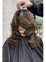 ヌエン 渋谷(NU/EN)&nbsp;ミディアムレイヤー/ハイライト/バタフライレイヤーカット