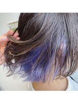 ワースホワイル(WORTH WHILE) 大人ガーリーダークアッシュミディアムレイヤーカットブリーチ