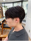 韓国マッシュ センターパートフェザーパーマ MEN’S HAIR