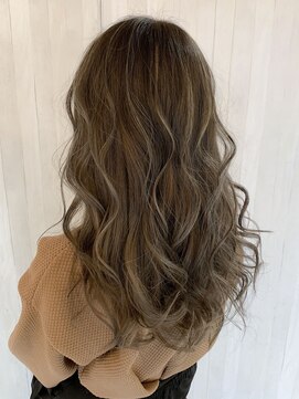 リアンバイアリュール(Lian by Allure) 《Lian by Allure》小田桐 潤 グレージュハイライト