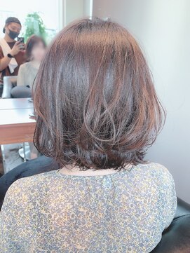 アビーズ(Abby's) 外ハネ内マキミックススタイル