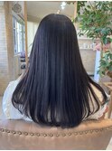 サラサラロングヘア