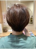 ショートボブ