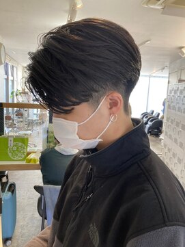 エリマ 調布(elima) センターパート/刈り上げフェード/かき上げツーブロック【調布】