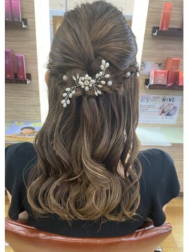 エイム ヘアメイク 横川店(eim HAIR MAKE) ハーフアップ