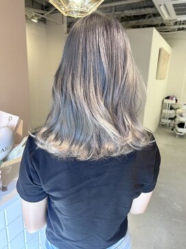 ララ(LARA) ホワイトシルバー