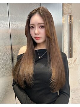 リリー(Lilley) 【lilley 稲永麻衣】レイヤーカット+ダブルカラー+韓国ヘア