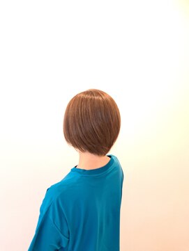 カラ(Cara) 艶髪ショート♪