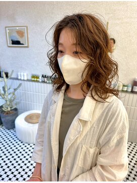 コス(KOS) 【KOS 立川】ミディアム×デジタルパーマ