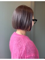 ナンバー 博多(Number)&nbsp;【ぷつっとボブ/ワンブリーチ】