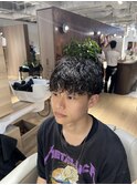 大人メンズ黒髪マッシュ刈り上げツーブロックシャドウパーマ