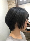 デザインカラー／レイヤーカット/ウエットヘア/オリーブベージュ